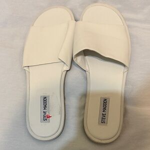 Steve Madden Cream Slide Sandals